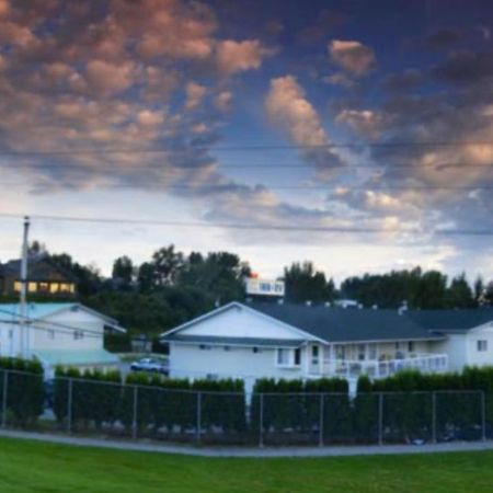 Fraser Bridge Inn كويسنيل المظهر الخارجي الصورة