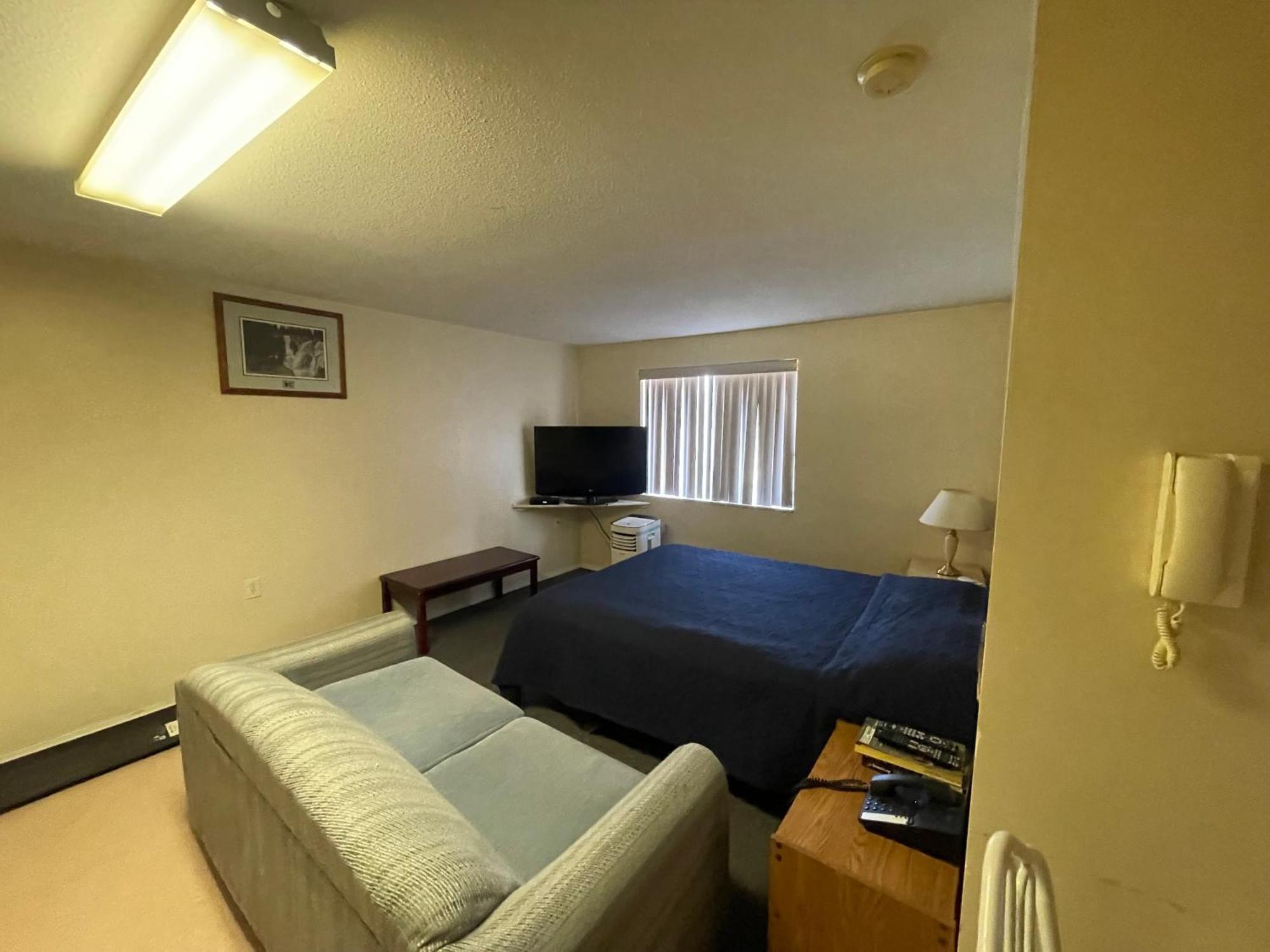 Fraser Bridge Inn كويسنيل المظهر الخارجي الصورة